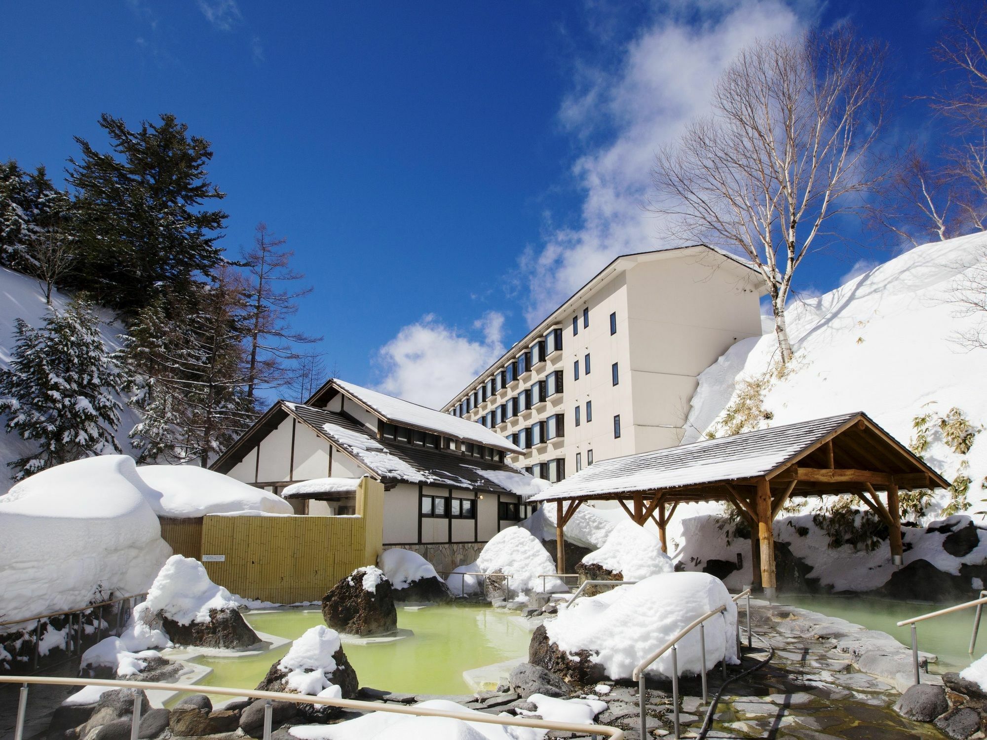 Manza Kogen Hotel Tsumagoi Exterior photo